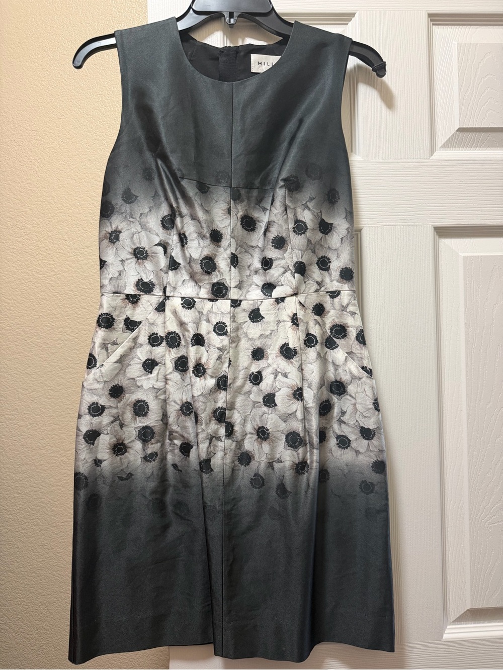 MILLY Black Grey White Floral Ombre Pleated Sheath Dress with Pockets - 4